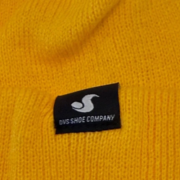 DVS Cuffed Golden Harvest Action Beanie NWOT OS - Picture 4 of 4